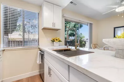 656 Foster Ct 2, Hayward, CA 94544 - Photo 16