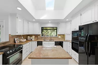22608 Poppy Dr, Cupertino, CA 95014 - Photo 10