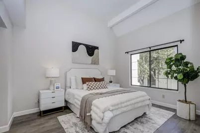 19948 Portal Plz, Cupertino, CA 95014 - Photo 18