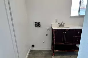 1809 Idalou Ave, Modesto, CA 95350 - Photo 6