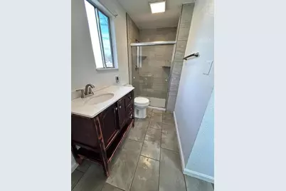 1809 Idalou Ave, Modesto, CA 95350 - Photo 8