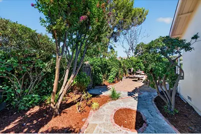 1735 Tahoe Dr, Milpitas, CA 95035 - Photo 36