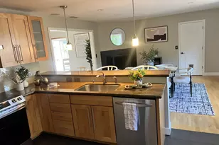 65 Mountain View Pl, San Mateo, CA 94402 - Photo 2