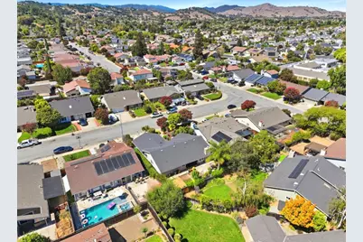 8568 Silvia St, Gilroy, CA 95020 - Photo 30