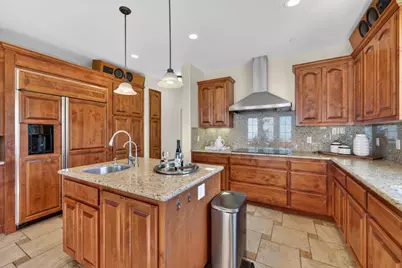17599 Montebello Rd, Cupertino, CA 95014 - Photo 26