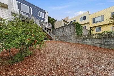 315 Vernon St, San Francisco, CA 94132 - Photo 38