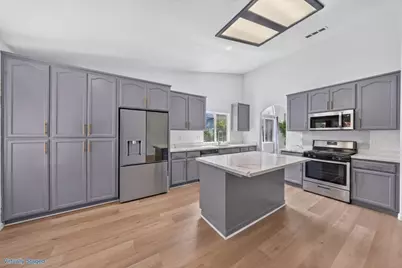 1674 Iris St, Los Banos, CA 93635 - Photo 12