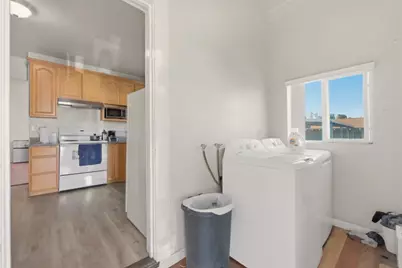 1090 S 7th St, San Jose, CA 95112 - Photo 10