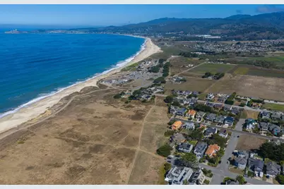 147 Kelly Ave, Half Moon Bay, CA 94019 - Photo 22