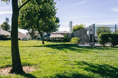 2227 Warfield Way B, San Jose, CA 95122 - Photo 42