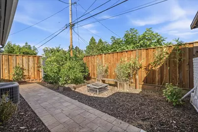 1443 Gretel Ln, Mountain View, CA 94040 - Photo 52