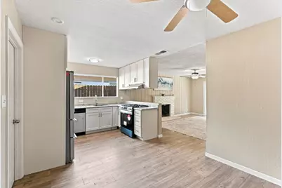 4716 Stonehurst Way, Sacramento, CA 95842 - Photo 16