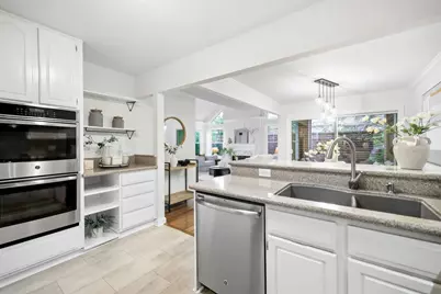 2131 Avy Ave, Menlo Park, CA 94025 - Photo 12