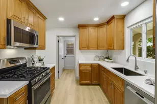 421 Manchester Ave, Campbell, CA 95008 - Photo 4