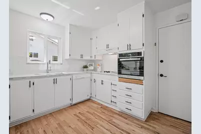 4868 Kingston Way, San Jose, CA 95130 - Photo 16