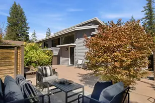 911 Mears Ct, Stanford, CA 94305 - Photo 2