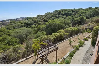 2728 Wakefield Dr, Belmont, CA 94002 - Photo 32