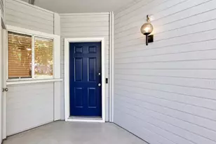 482 Shadowgraph Dr, San Jose, CA 95110 - Photo 2