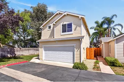 6416 Laguna Mirage Ln, Elk Grove, CA 95758 - Photo 4