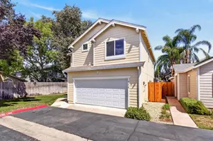 6416 Laguna Mirage Ln, Elk Grove, CA 95758 - Photo 4