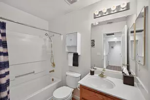 6416 Laguna Mirage Ln, Elk Grove, CA 95758 - Photo 26