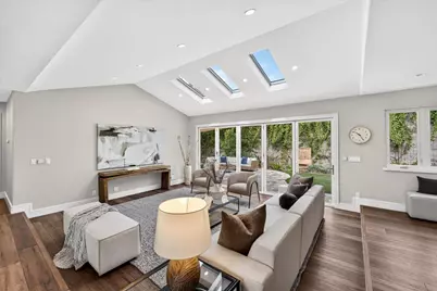 2705 Ramos Ct, Mountain View, CA 94040 - Photo 8