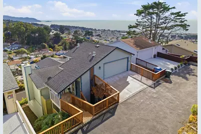 613 Farallon Ave, Pacifica, CA 94044 - Photo 2