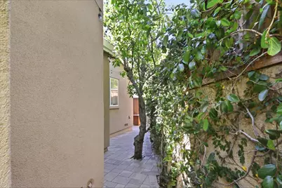 1044 Woodvale Ct, San Jose, CA 95116 - Photo 56