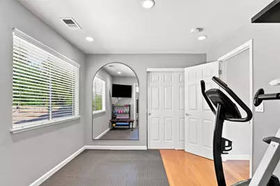 1044 Woodvale Ct, San Jose, CA 95116 - Photo 42
