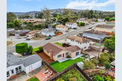 2700 Rollingwood Dr, San Bruno, CA 94066 - Photo 32