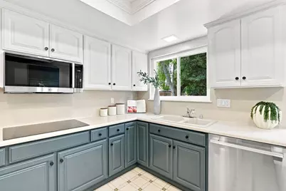 880 Lansdown Ct, Sunnyvale, CA 94087 - Photo 12