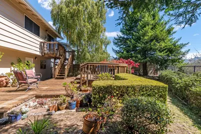 1152 Dulles Ct, Pacifica, CA 94044 - Photo 32