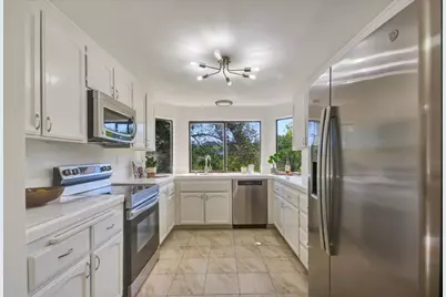 1665 Toyon Ct, San Mateo, CA 94403 - Photo 14