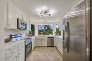 1665 Toyon Ct, San Mateo, CA 94403 - Photo 14