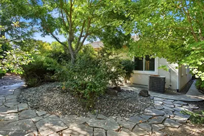 2905 Granite Park Ln, Elk Grove, CA 95758 - Photo 16