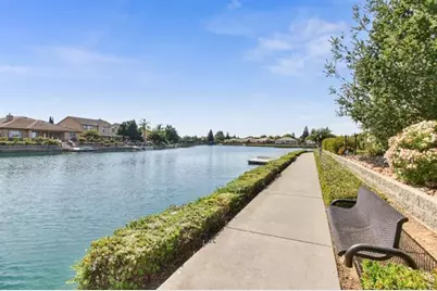 2905 Granite Park Ln, Elk Grove, CA 95758 - Photo 28