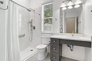 2905 Granite Park Ln, Elk Grove, CA 95758 - Photo 12