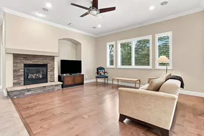 2905 Granite Park Ln, Elk Grove, CA 95758 - Photo 6