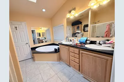 2151 Oakland Rd 15, San Jose, CA 95131 - Photo 18