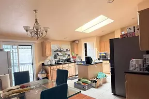 2151 Oakland Rd 15, San Jose, CA 95131 - Photo 12