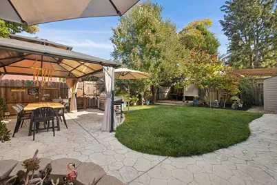 2050 Ralmar Ave, East Palo Alto, CA 94303 - Photo 32
