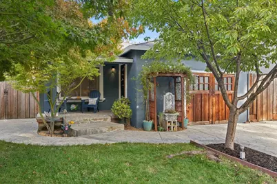 2050 Ralmar Ave, East Palo Alto, CA 94303 - Photo 2