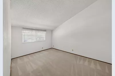 4048 Victoria Park Dr, San Jose, CA 95136 - Photo 36