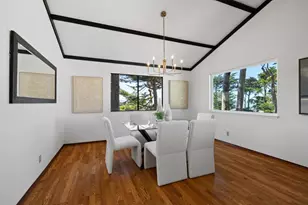 207 Beverly Pl, Pacifica, CA 94044 - Photo 2