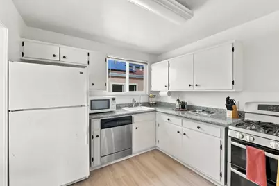 253 Catalina Ave, Pacifica, CA 94044 - Photo 18