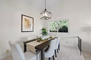 3653 Slopeview Dr, San Jose, CA 95148 - Photo 14