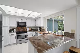 3653 Slopeview Dr, San Jose, CA 95148 - Photo 20