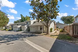 570 Latimer Cir, Campbell, CA 95008 - Photo 4