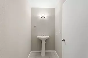 123 Mission Dr, East Palo Alto, CA 94303 - Photo 12