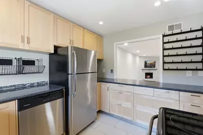 123 Mission Dr, East Palo Alto, CA 94303 - Photo 10